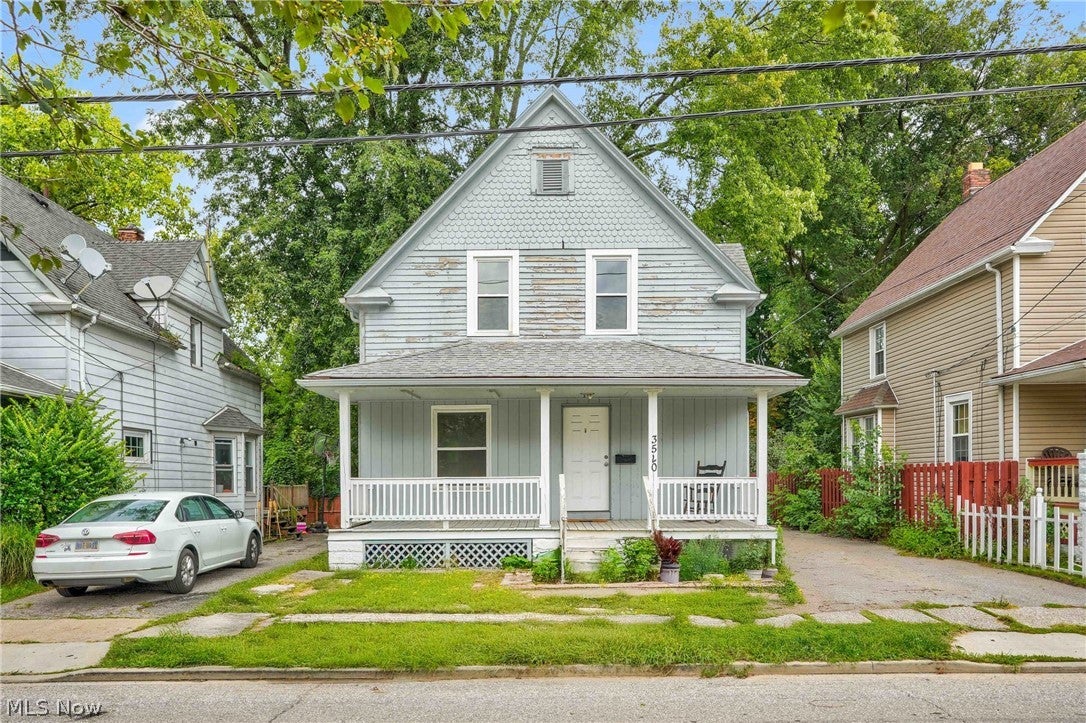 3520 Krather Road — photo