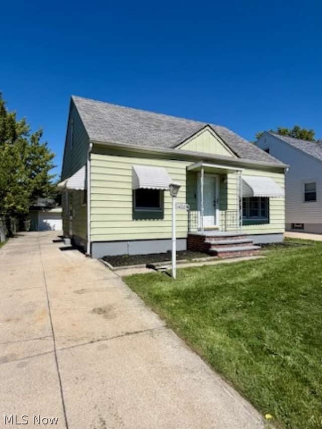 14207 Tabor Avenue — photo