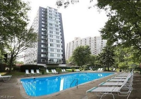 12520 Edgewater Drive 309 — photo