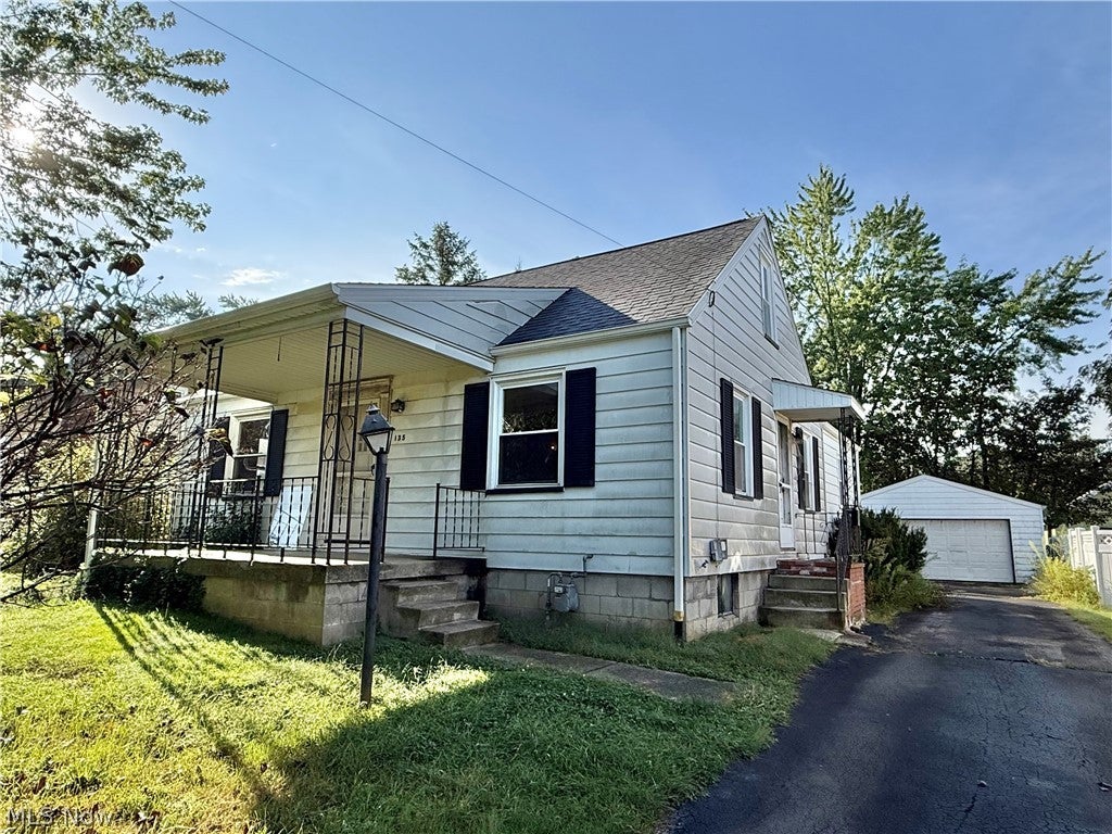135 Beechwood — photo