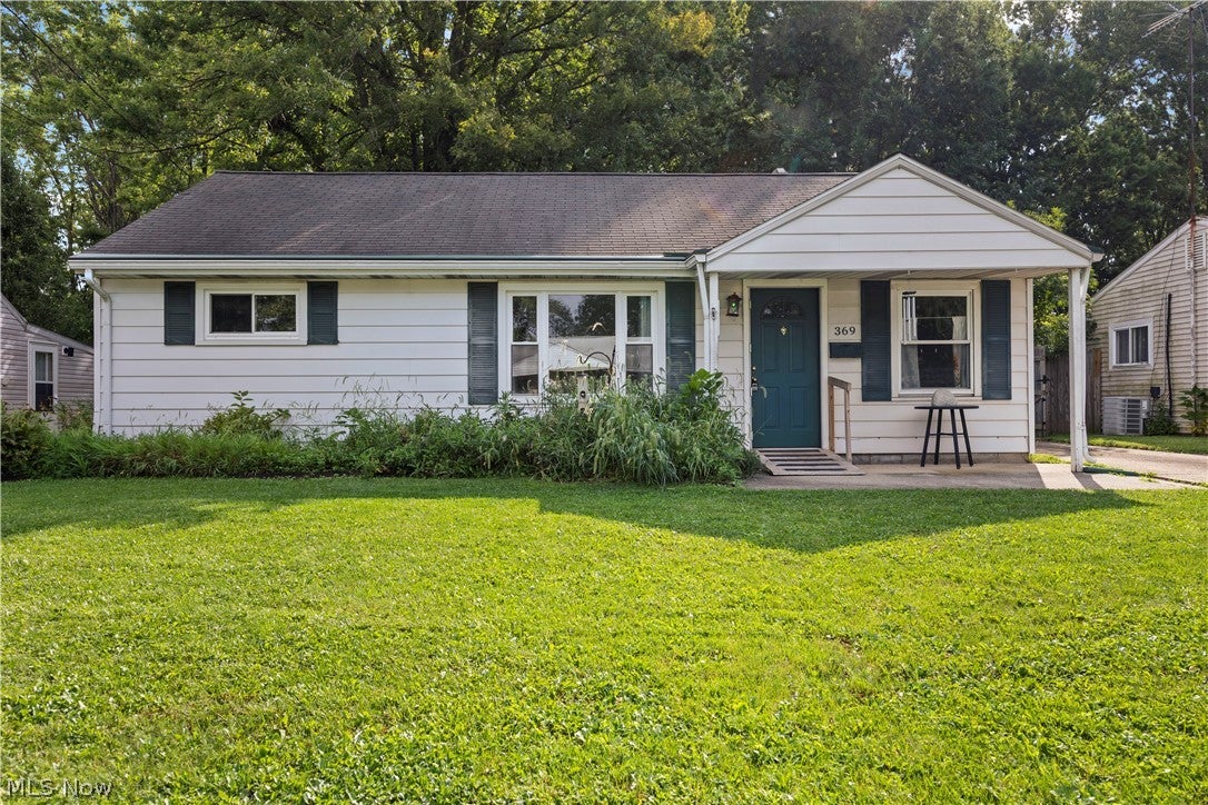 369 White Oak Drive, Elyria, OH 44035 — photo 2