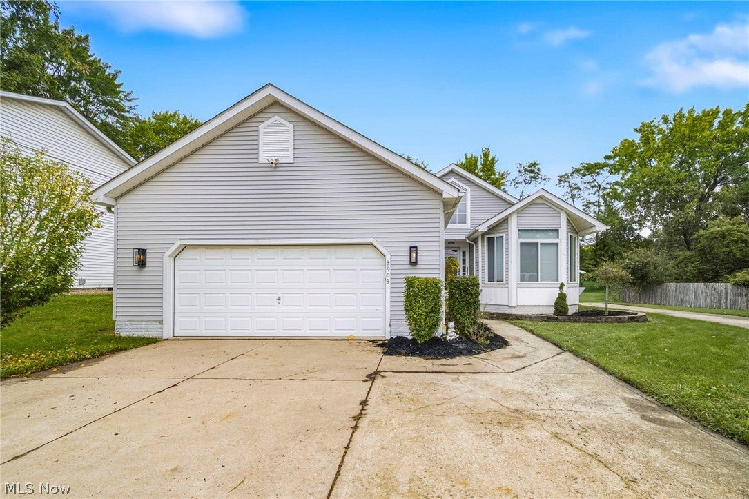 3903 Laurel Road — photo