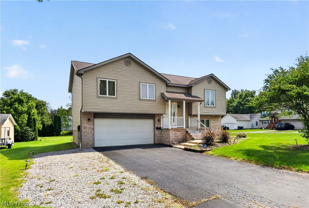 1064 Saul Drive — photo