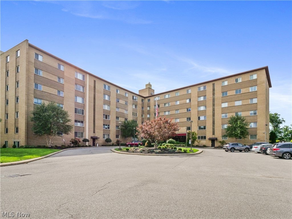 18501 Hilliard Boulevard 317 — photo