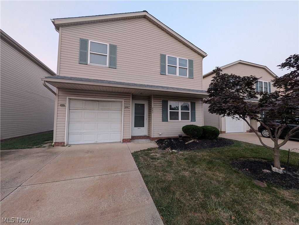 889 Brittney Court — photo