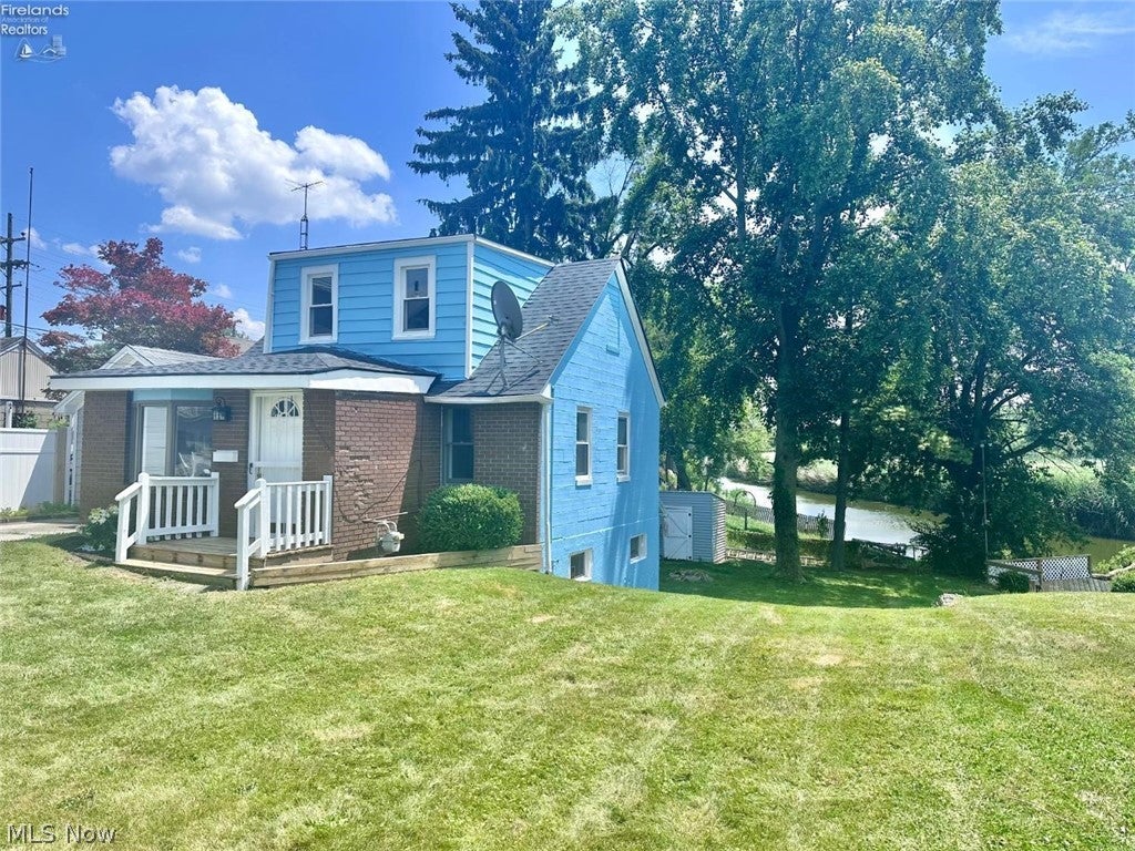 2406 W Monroe Street — photo