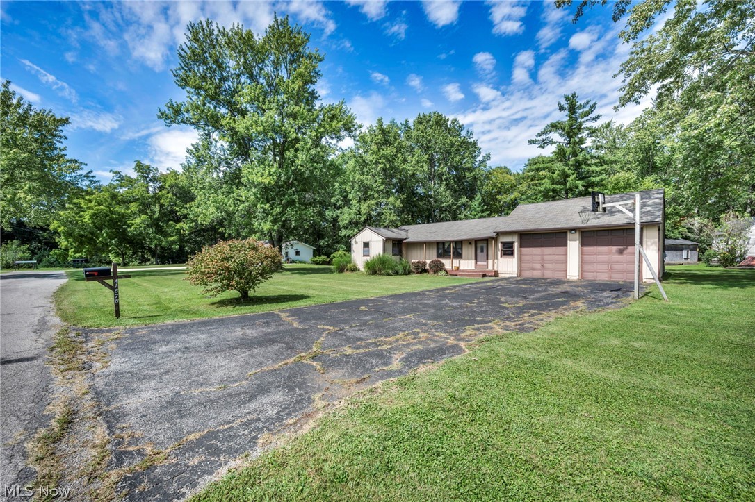 41878 Cooper Avenue, Elyria, OH 44035 — photo 3