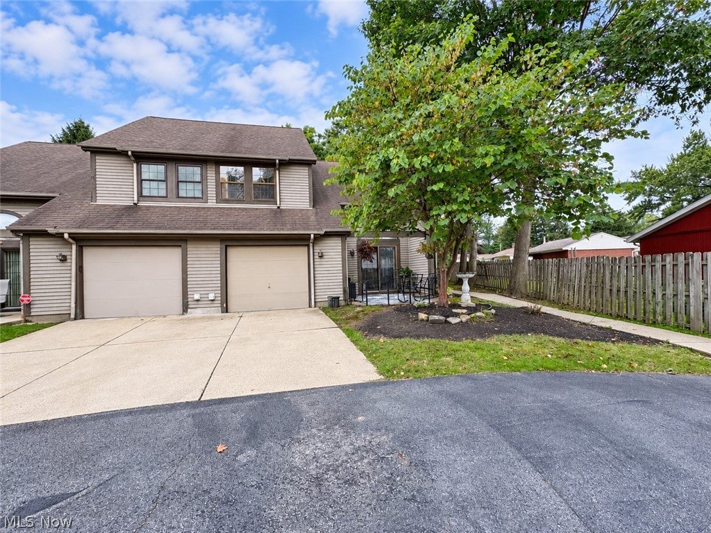 3831 NE Northwoods Court NE 4 — photo