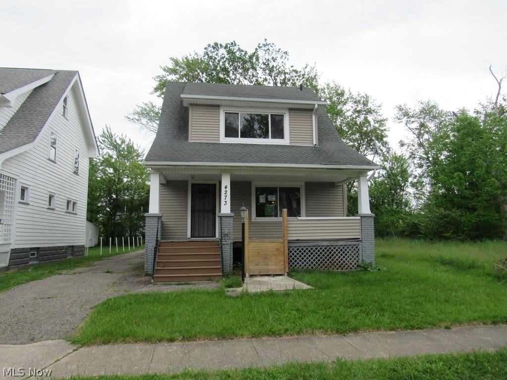 4273 E 136 — photo