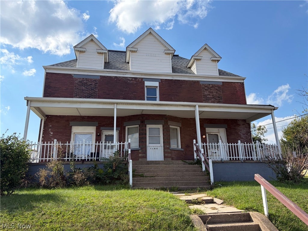 1103 Walnut Avenue NE 4 — photo