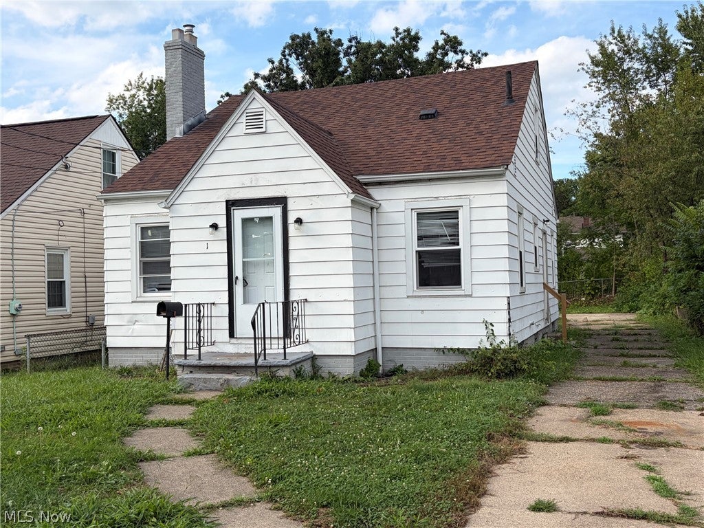 1123 15th Street NE — photo