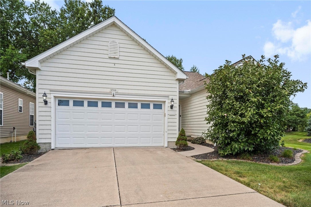 3700 Heron Drive — photo
