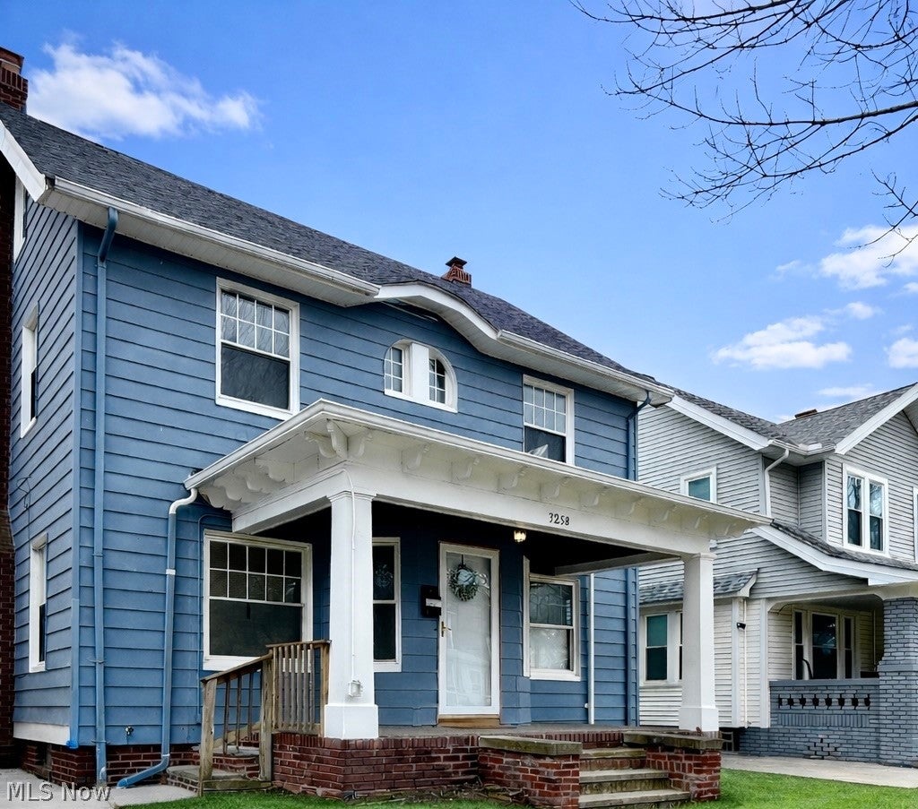 3258 E Berkshire Road — photo
