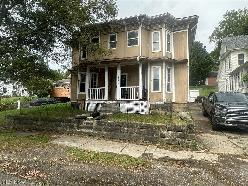 419 W Lincoln Way — photo