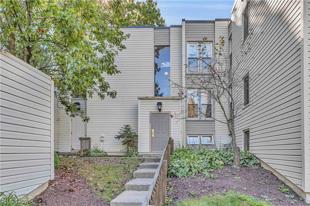1655 Cedarwood Drive 113 — photo