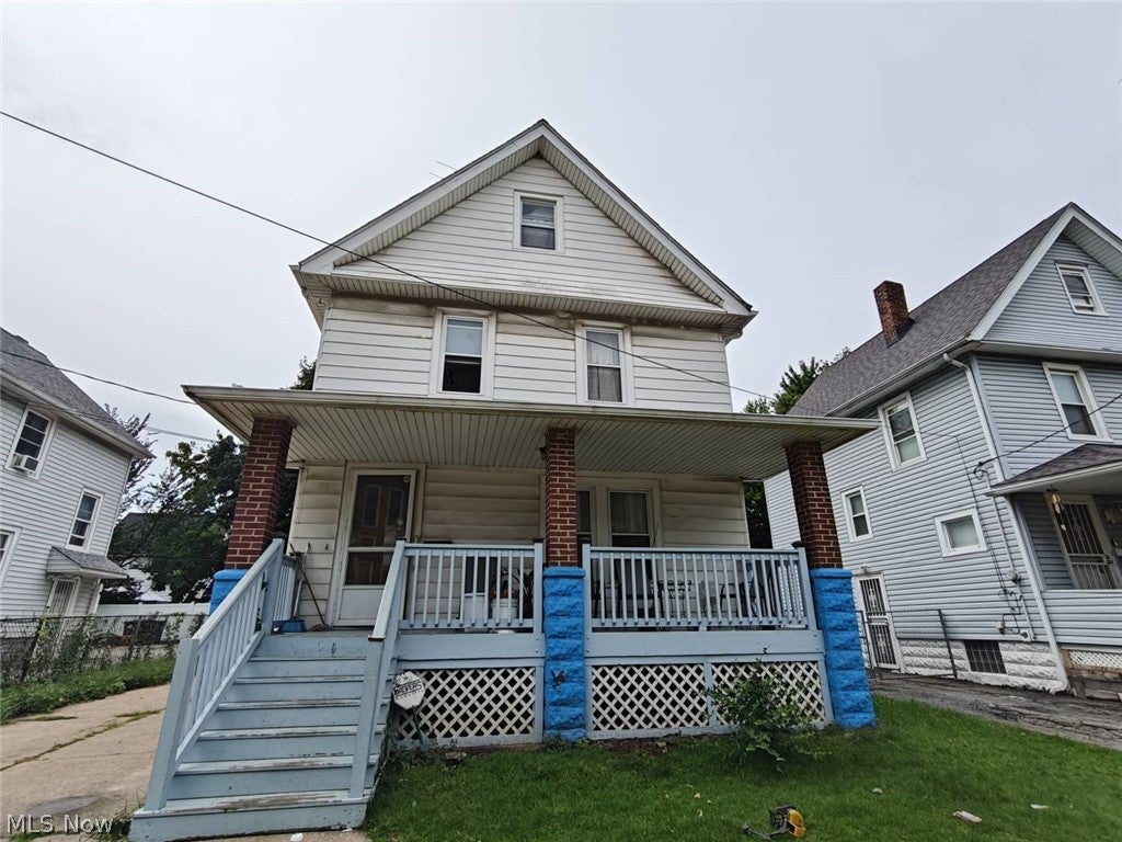 910 Stevenson Road — photo