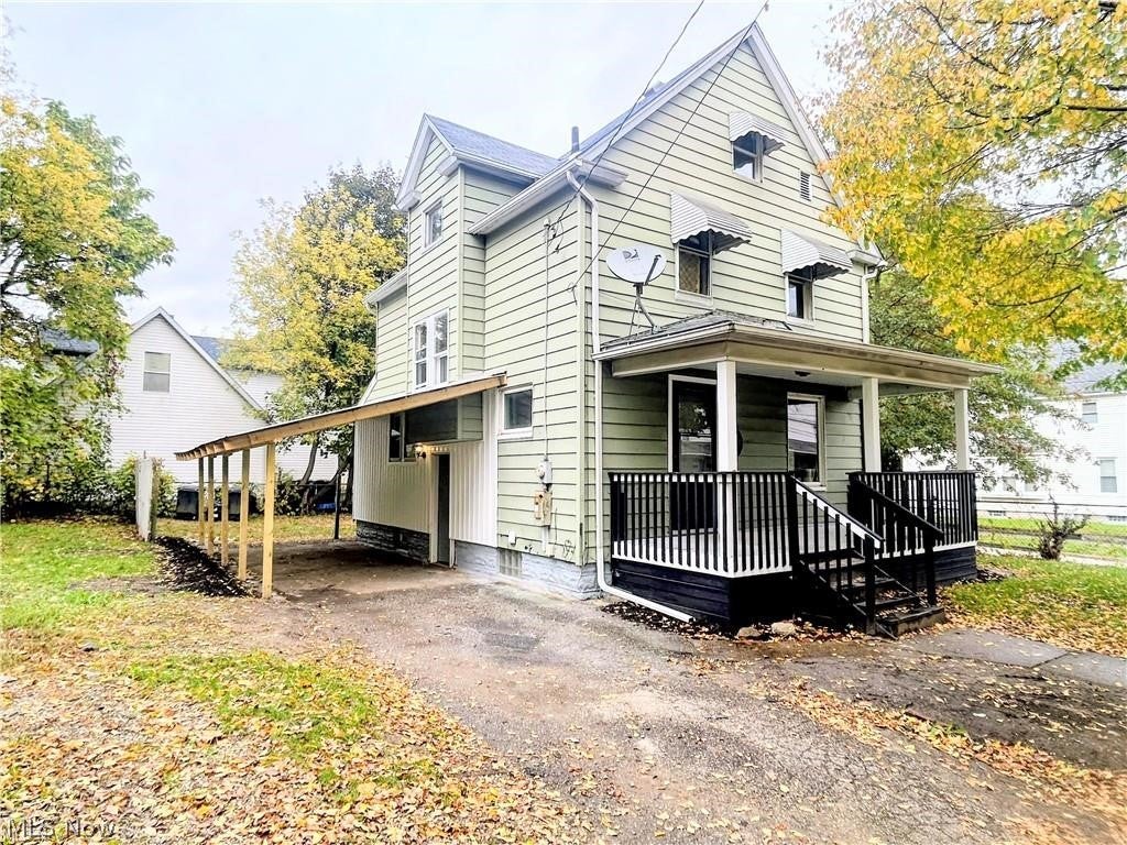 385 Campbell Street — photo