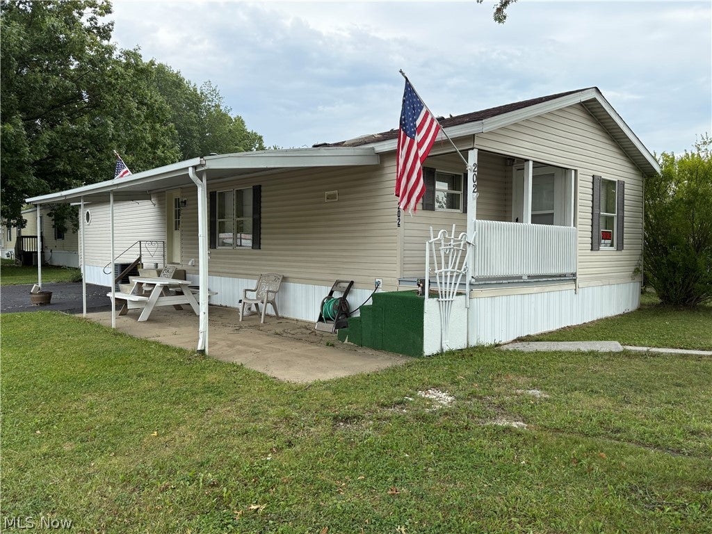 202 Connecticut Drive 202 — photo
