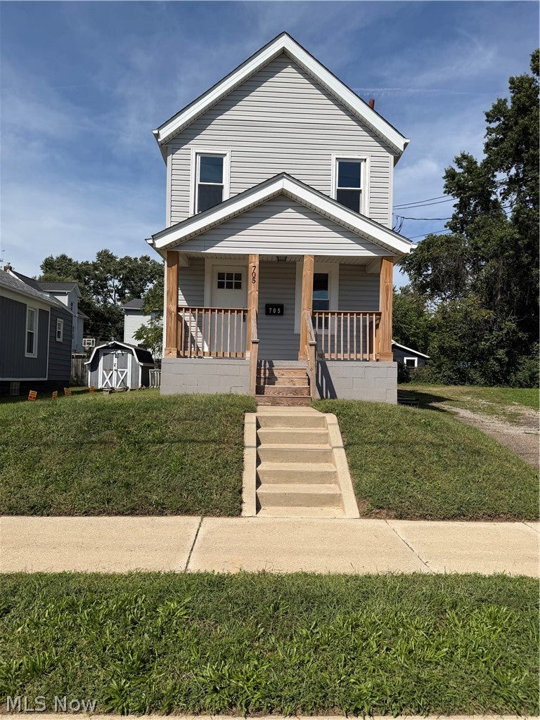 705 Moraine Avenue — photo