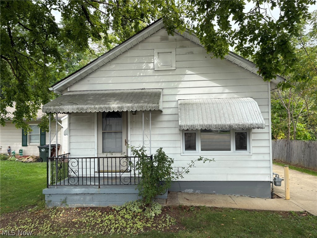 4031 Elyria Avenue, Lorain, OH 44055 — photo 2