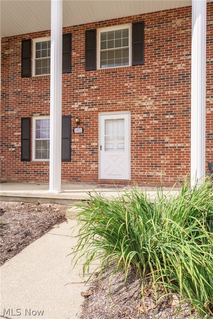 1401 Munroe Falls Avenue — photo