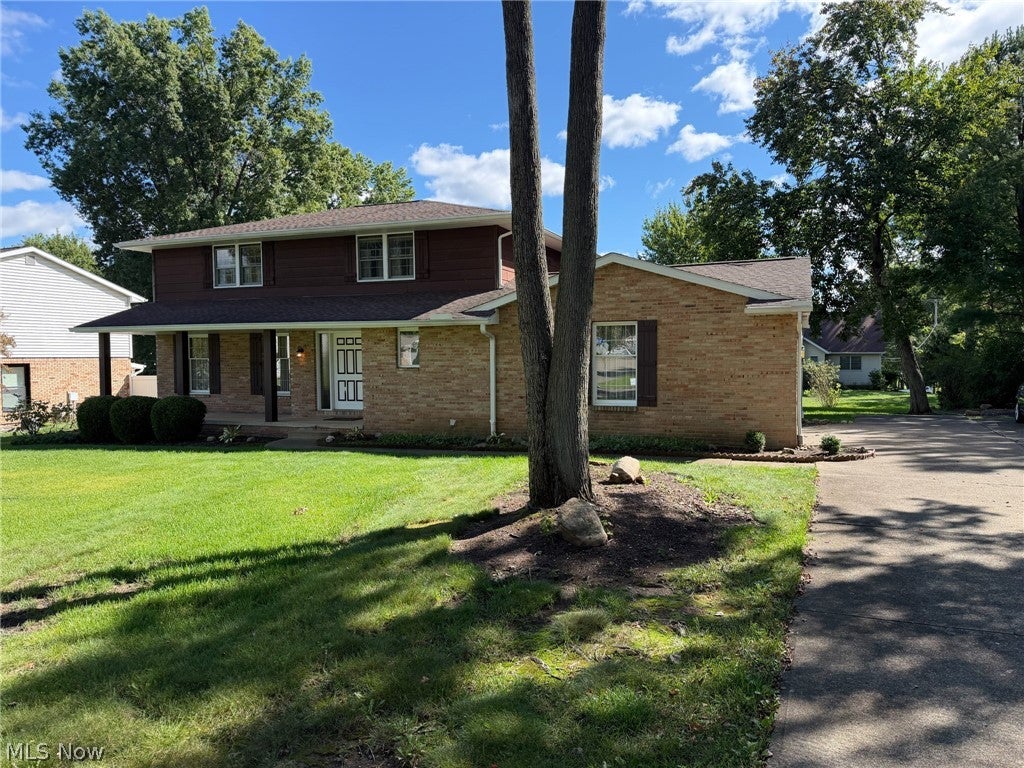 762 Sawmill Trail NE — photo