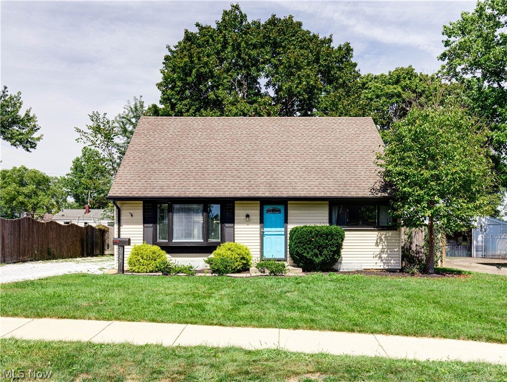 1515 Collinwood Circle — photo