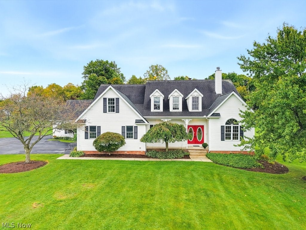 9745 Bainbridge Road — photo