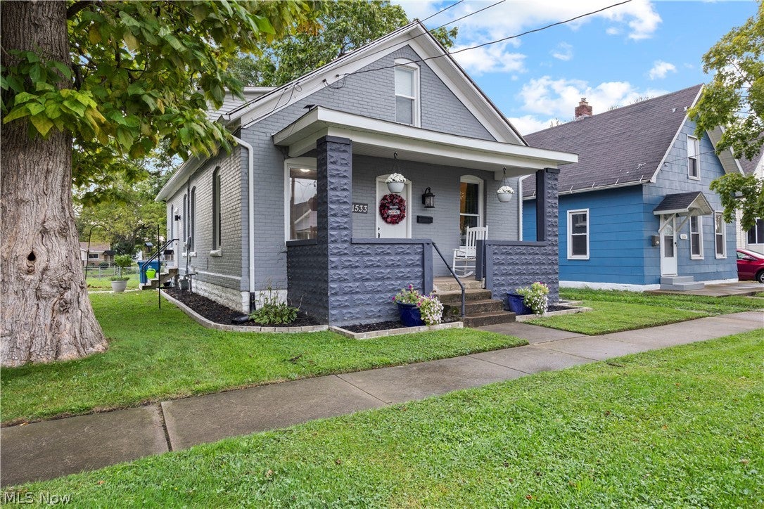 1533 Clinton Street — photo