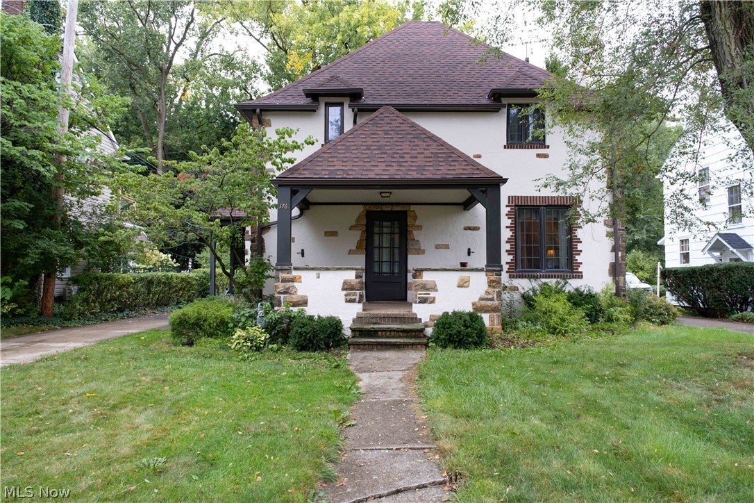 176 Stanford Road — photo
