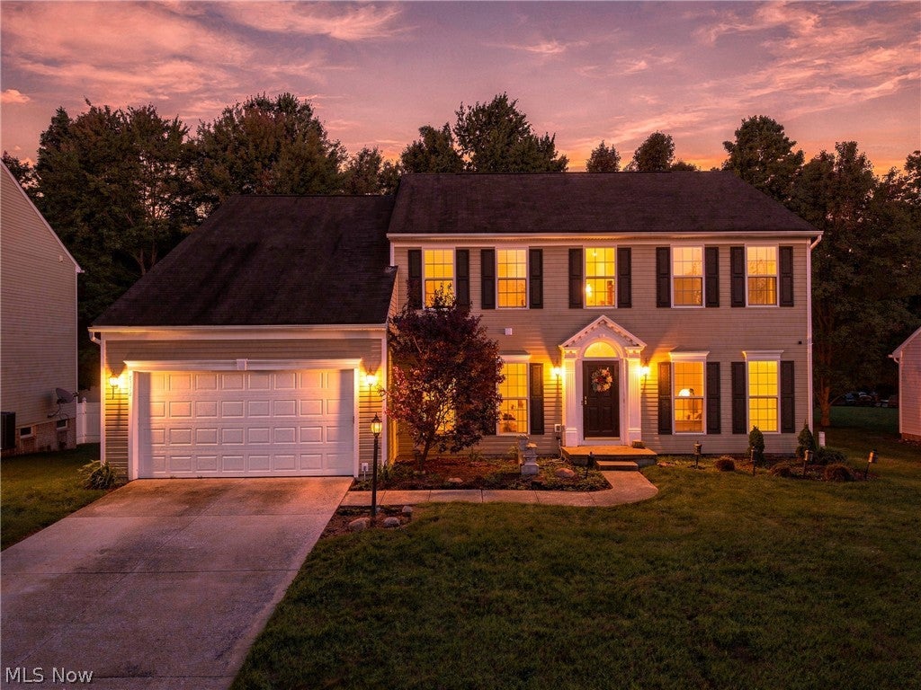 7372 Meadow Brooke Way — photo