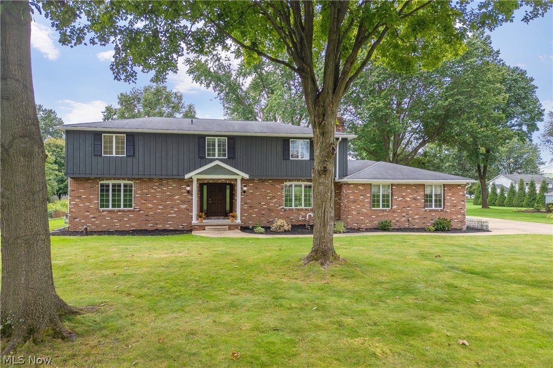 1424 Stonington Road NW — photo