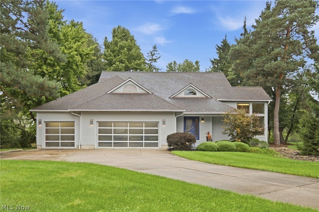 499 Mackinaw Circle — photo