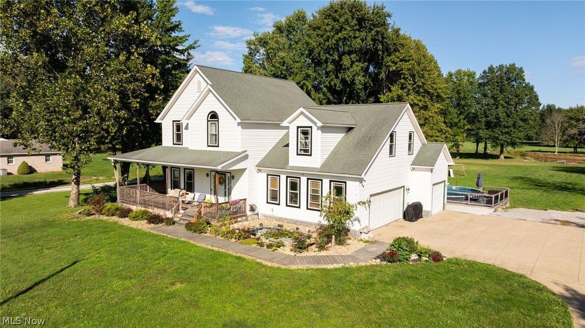 3163 Newton Tomlinson Road — photo