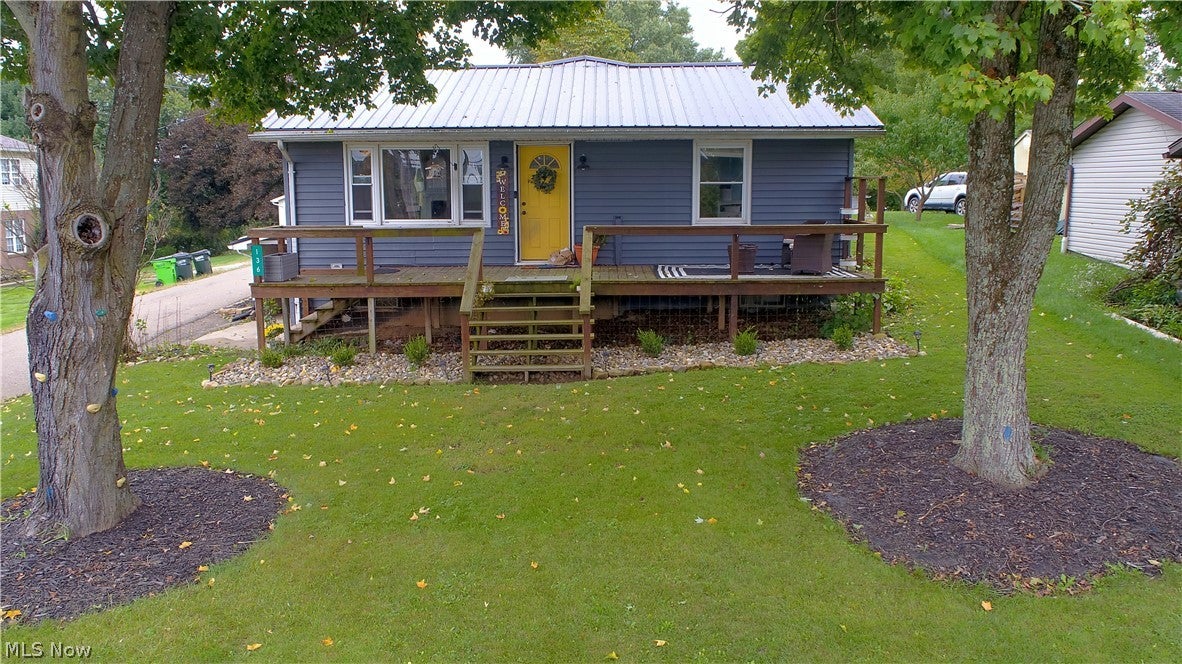136 N School Street — photo