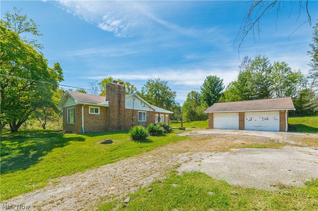 6640 Richmond Road — photo