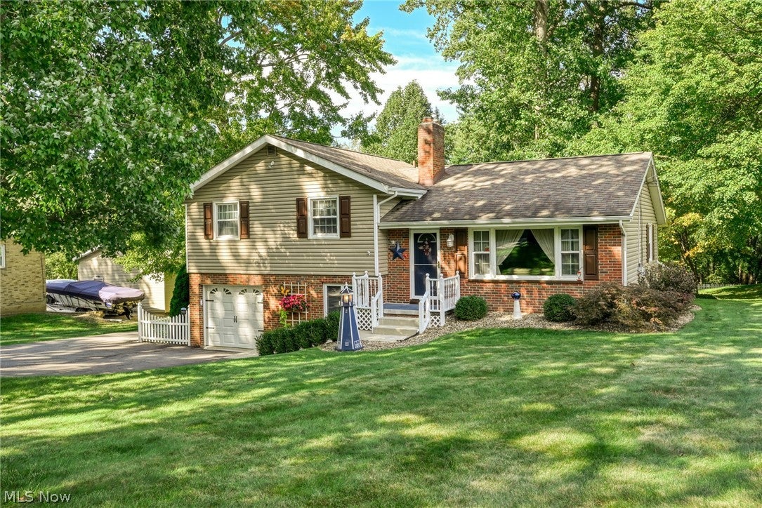 2209 Auberry Drive — photo