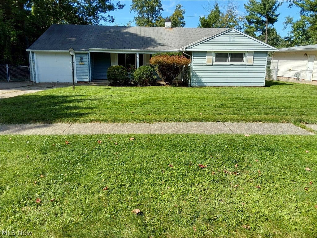 6382 Alderwood Road — photo