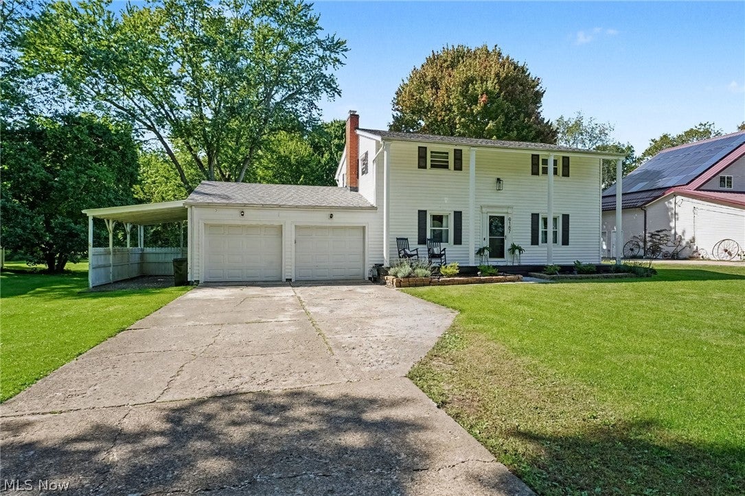6187 Robinhood Lane — photo