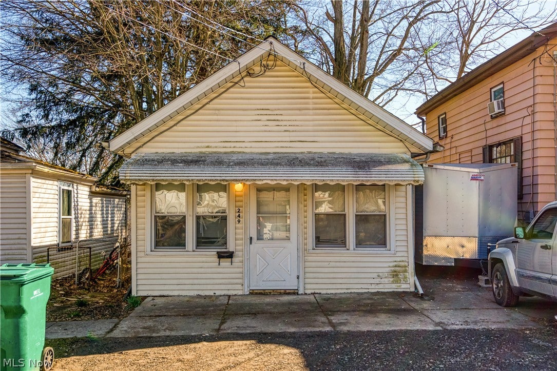 249 W Harris Avenue — photo