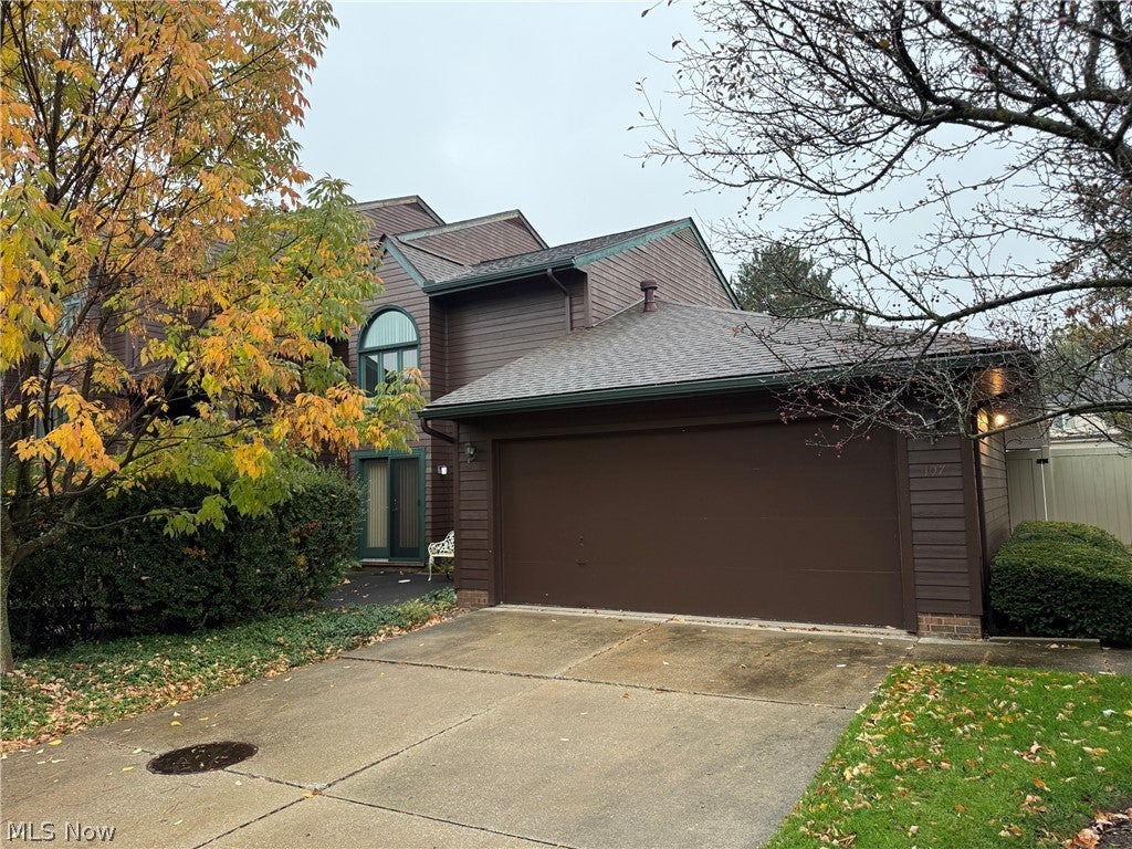 107 Fox Hollow Court 107 — photo