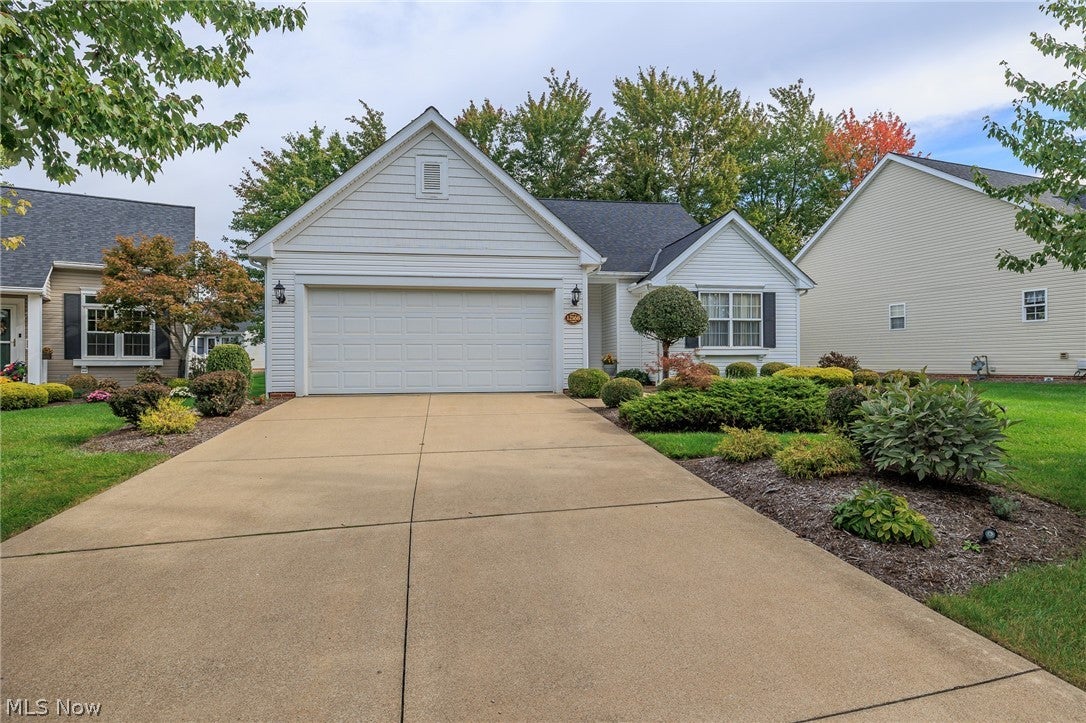 12168 Nutmeg Court — photo