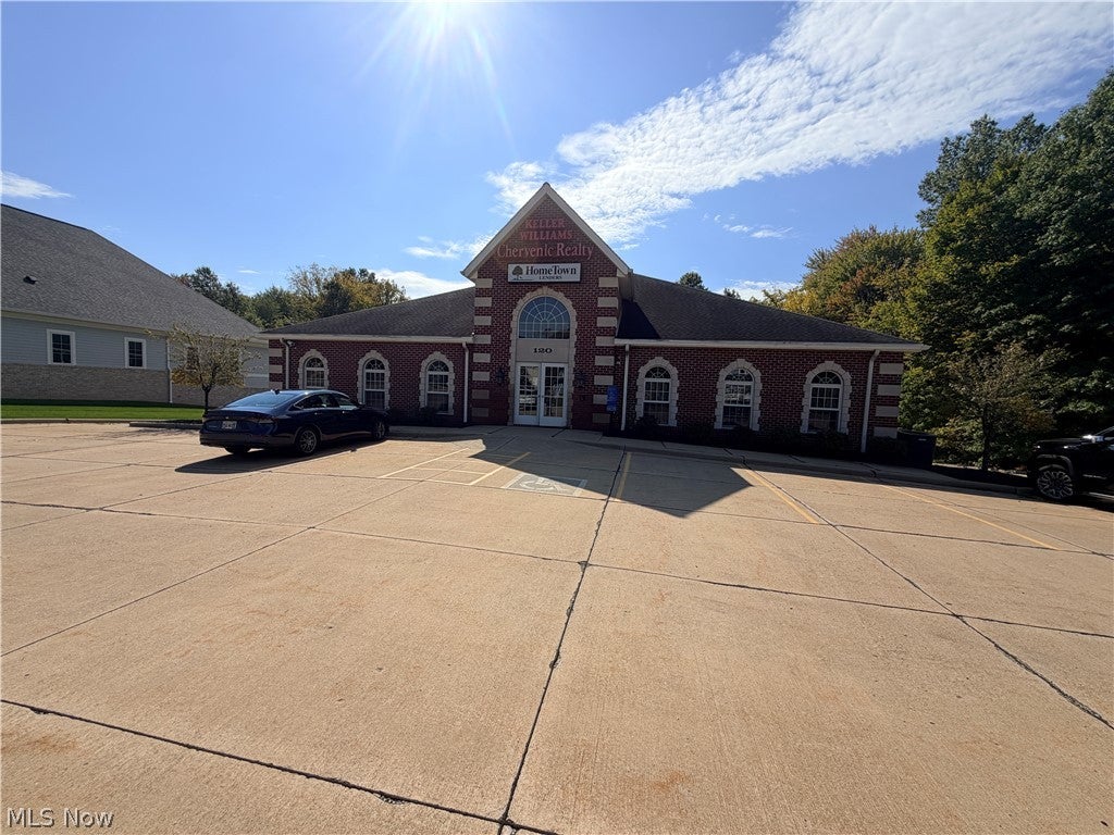 120 W Aurora Road — photo