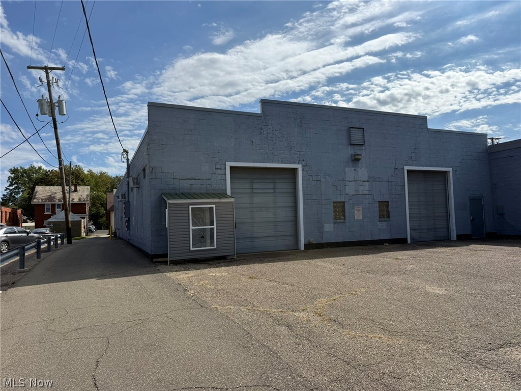 145 1st Drive NE Unit 1 — photo