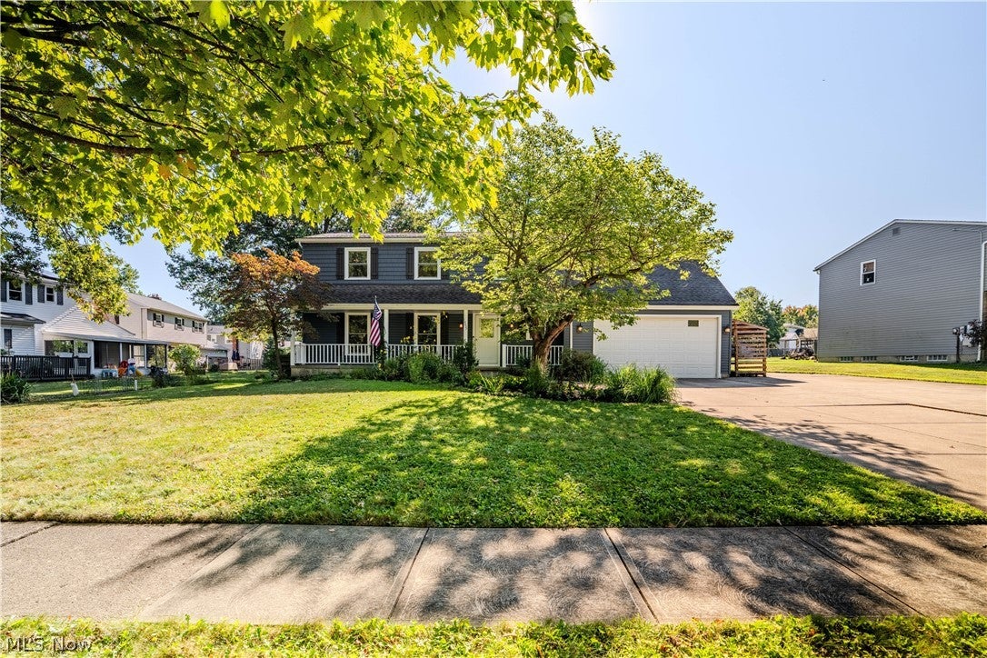 10027 Peachtree Drive — photo