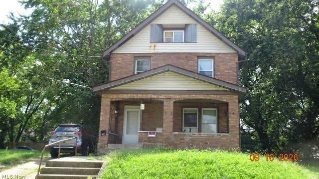 1194 Laird — photo