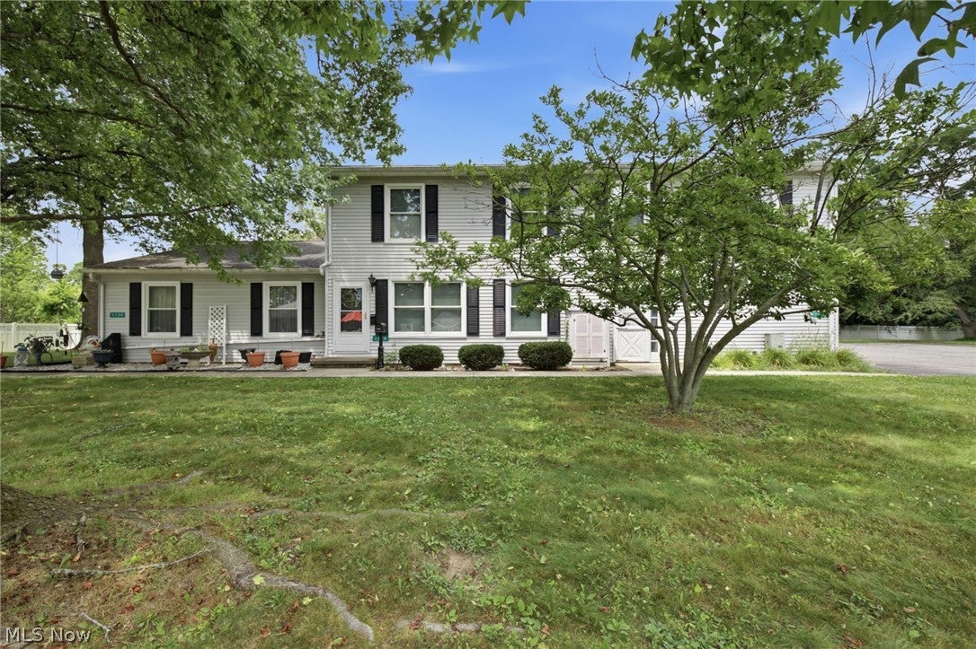 1138 Village Lane — photo