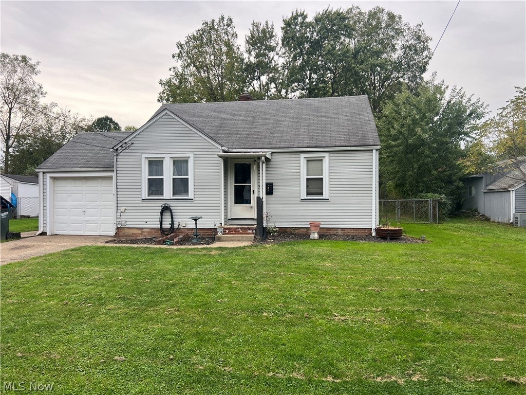 309 Fairlawn Avenue SW — photo