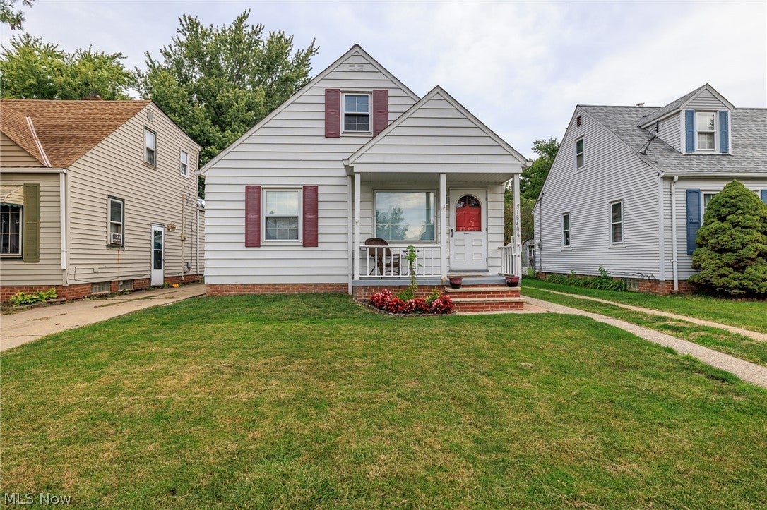 18404 Homeway Road — photo