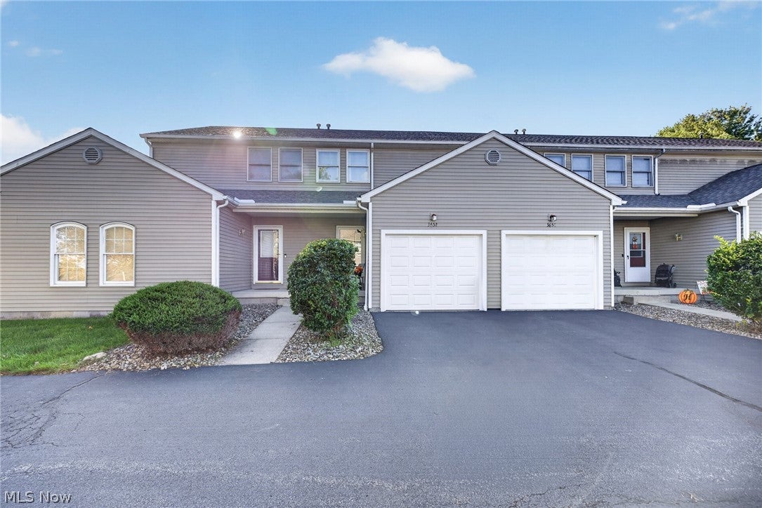 3652 Mercedes Place — photo